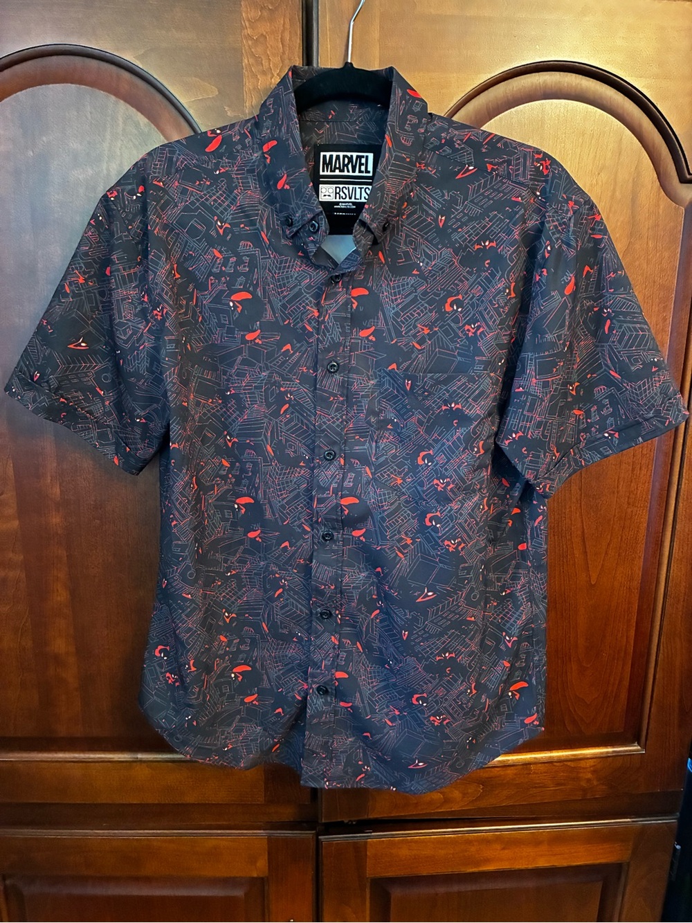 Marvel spider man RSVLTS Short-Sleeve Button-Up Shirt - Black with Red Pattern